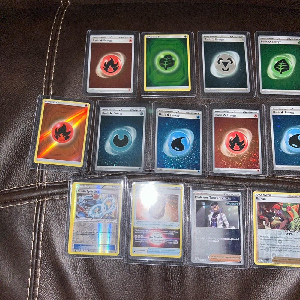Lot of 19 Unused Holo Trainer and Energy Cards in Sleeves and Top Loaders - Picture 2 of 7